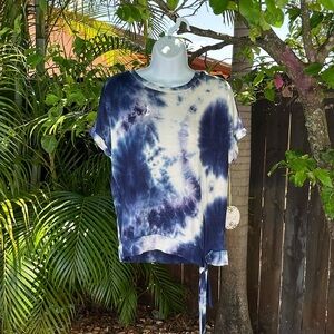 MISIA CURVY Blue Tie Dye T Shirt size small